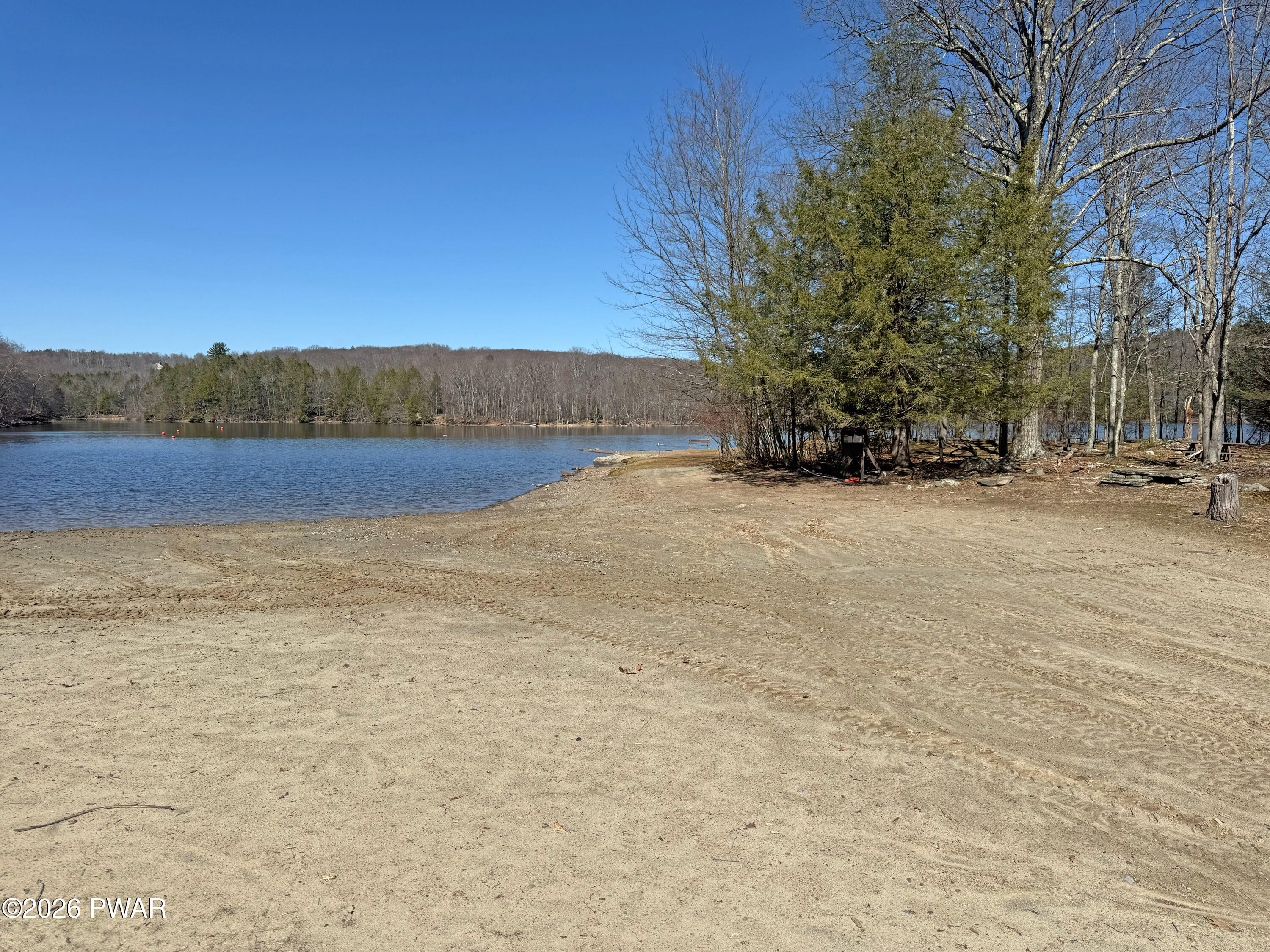924-927 Hibernation Road Lake Ariel, PA 18436 - Photo 24 of 31