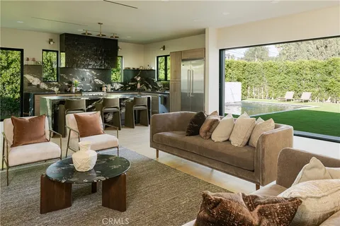 $2,795,500 | 15719 Hartsook Street, Encino, CA 91436