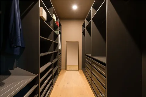 $2,795,500 | 15719 Hartsook Street, Encino, CA 91436