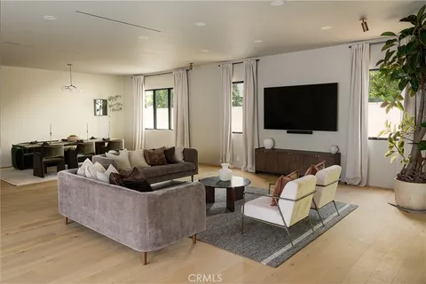 $2,795,500 | 15719 Hartsook Street, Encino, CA 91436