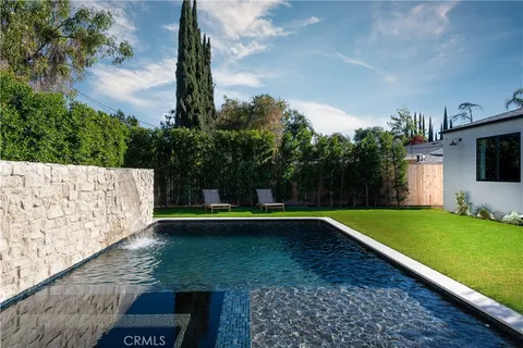 $2,795,500 | 15719 Hartsook Street, Encino, CA 91436