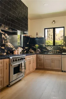 $2,795,500 | 15719 Hartsook Street, Encino, CA 91436