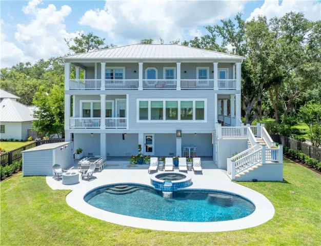 $2,895,000 | 50 Frederica Oaks Lane, St. Simons Island, GA 31522