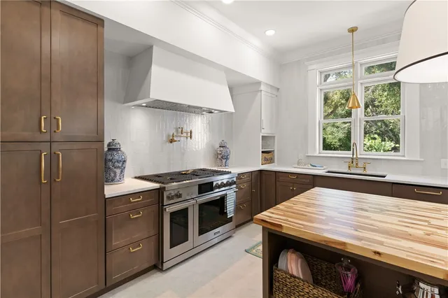 $2,895,000 | 50 Frederica Oaks Lane, St. Simons Island, GA 31522