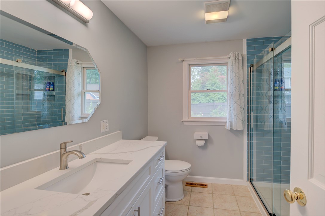 7 Cosett Road Warwick, RI 02886 - Photo 14 of 29 Primary Bathroom