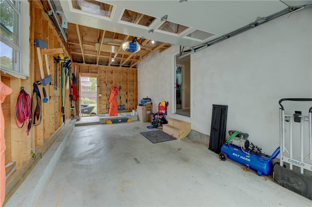 7 Cosett Road Warwick, RI 02886 - Photo 27 of 29 Garage