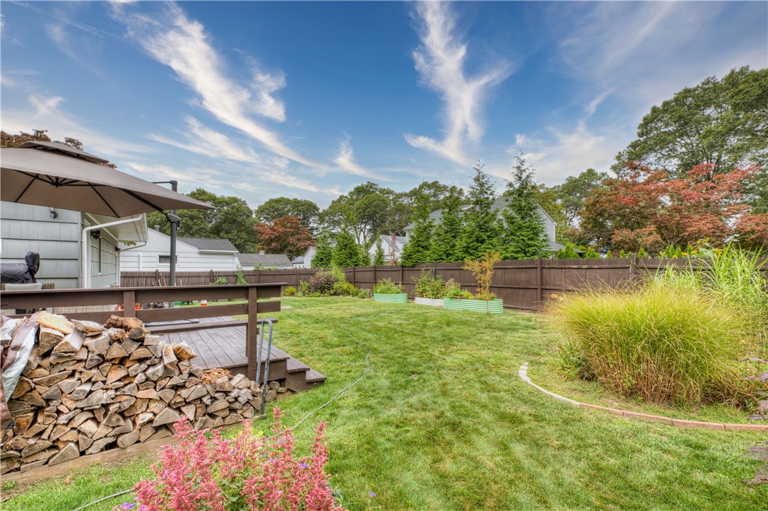 7 Cosett Road Warwick, RI 02886 - Photo 29 of 29 BAckyard