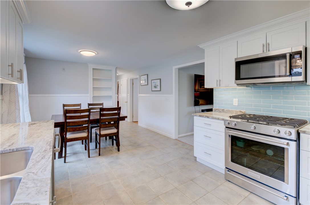7 Cosett Road Warwick, RI 02886 - Photo 6 of 29 Kitchen