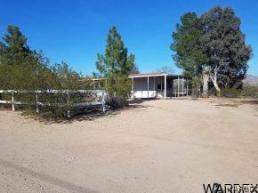 3436 Alpine Road Golden Valley, AZ 86413 - Photo 22 of 34 023285108 front right from st