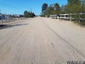 3436 Alpine Road Golden Valley, AZ 86413 - Photo 33 of 34 023285108 street scene