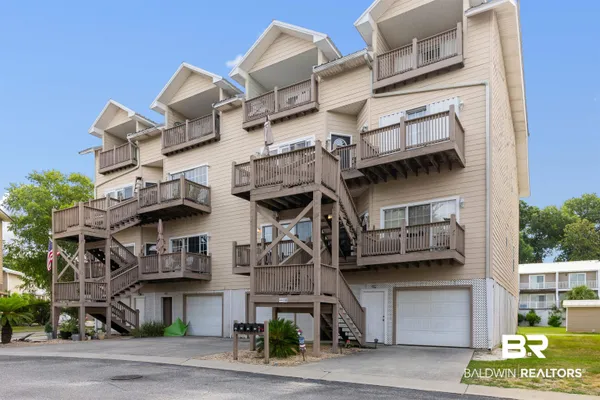 $295,000 | 4 Yacht Club Drive, Unit 200, Daphne, AL 36526
