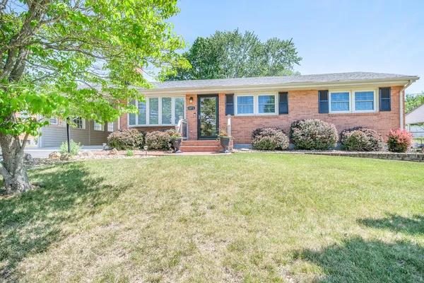 $395,000 | 5571 Capito Street, Roanoke, VA 24019