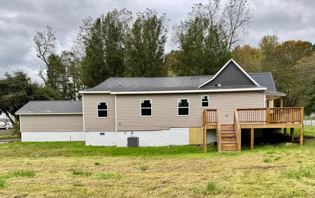 $299,500 | 158 West Spring Avenue, Whitwell, TN 37397