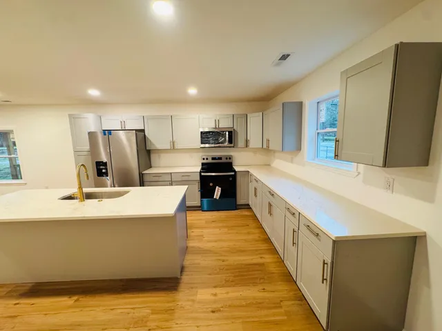 $299,500 | 158 West Spring Avenue, Whitwell, TN 37397