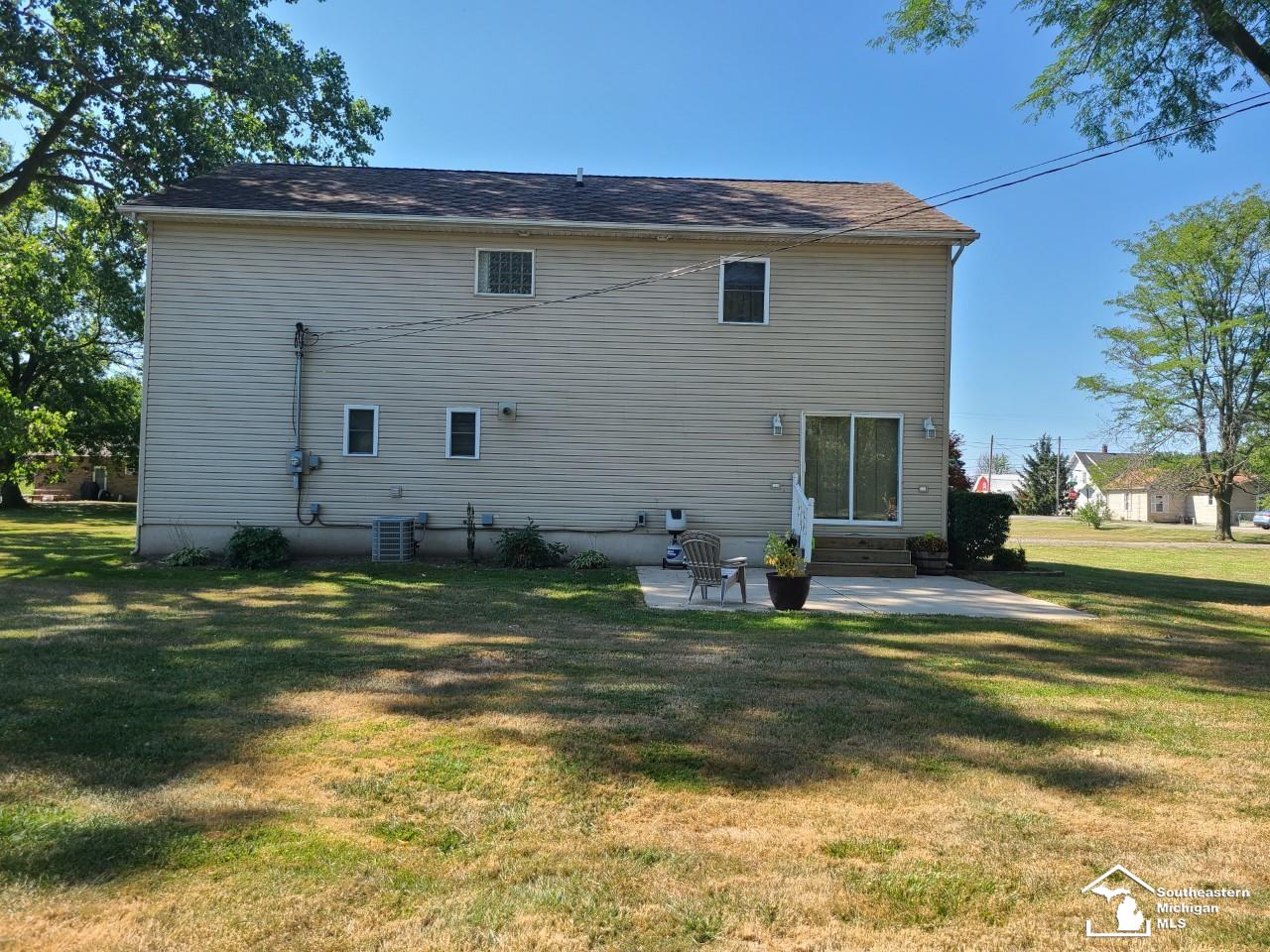 9806 Grodi Road Erie, MI 48133 - Photo 3 of 21 50085136-2.JPG