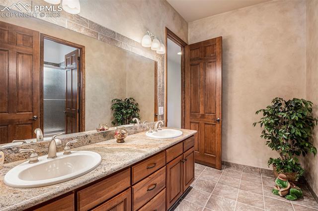 12512 Goodson Road Colorado Springs, CO 80908 - Photo 20 of 48