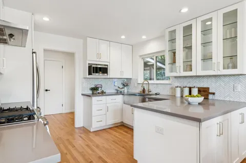 $2,198,000 | 611 Hillcrest Drive, Redwood City, CA 94062