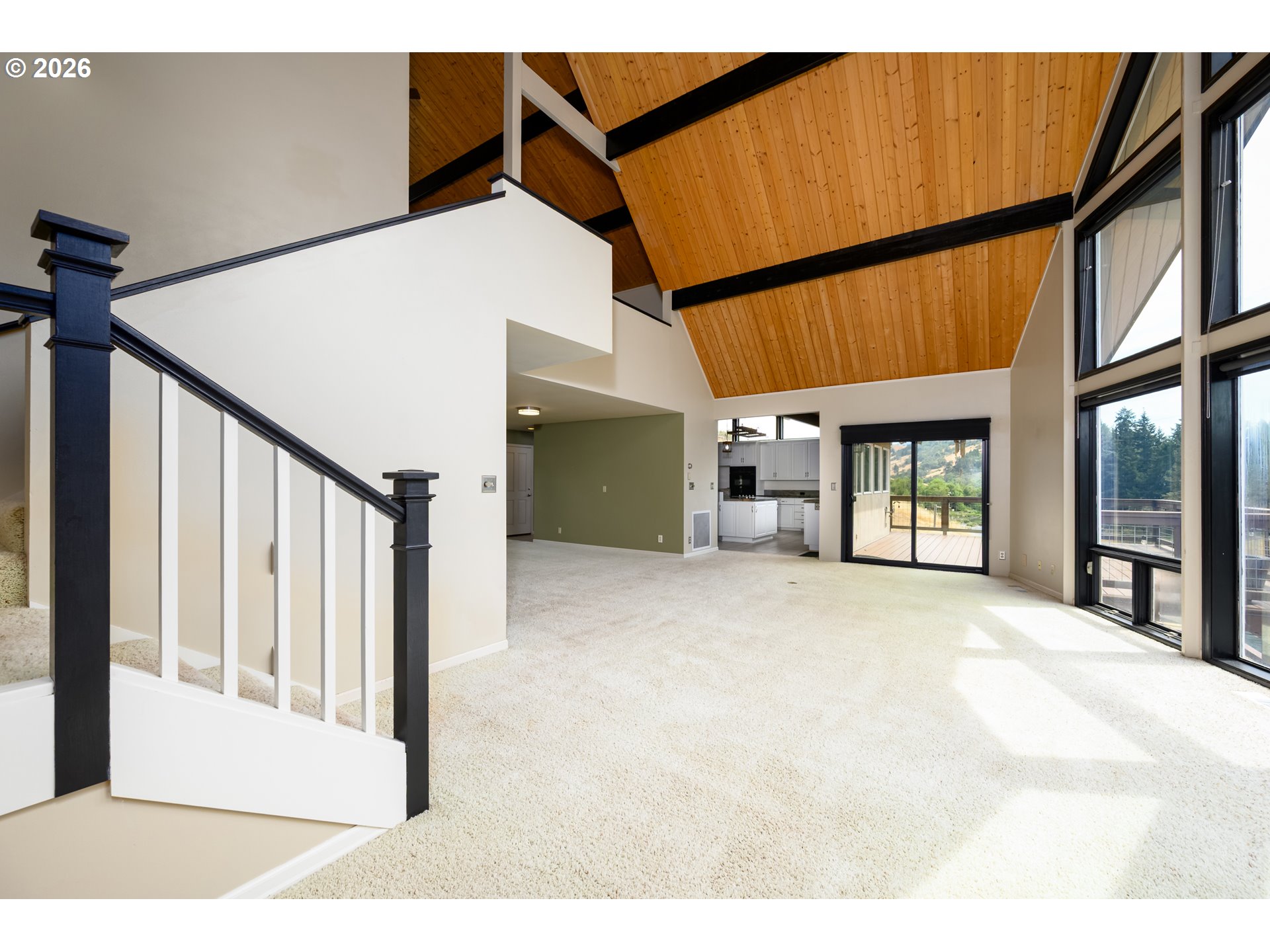 12839 North Bank Road Roseburg, OR 97470 - Photo 13 of 48