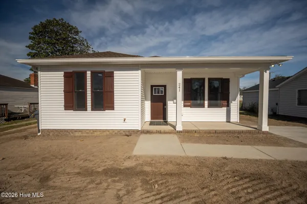 $289,900 | 241 Woodland Circle, Hertford, NC 27944