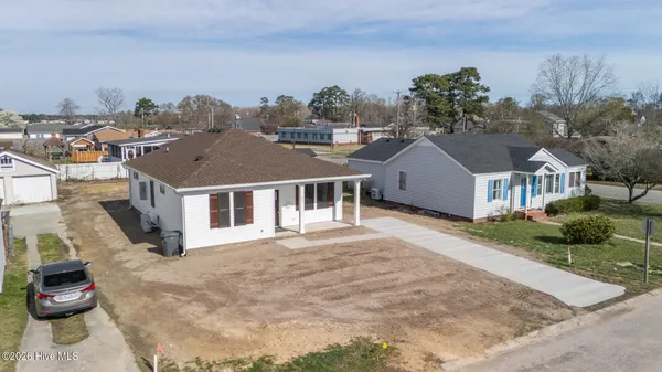 $289,900 | 241 Woodland Circle, Hertford, NC 27944