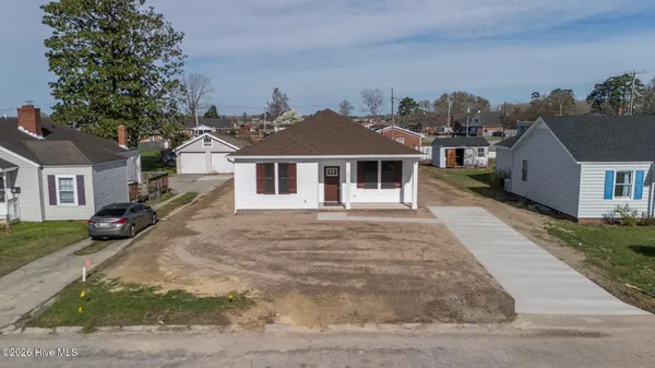 $289,900 | 241 Woodland Circle, Hertford, NC 27944