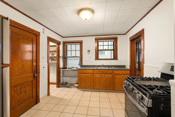 $1,495,000 | 8-10 Henry Street, Brookline, MA 02445