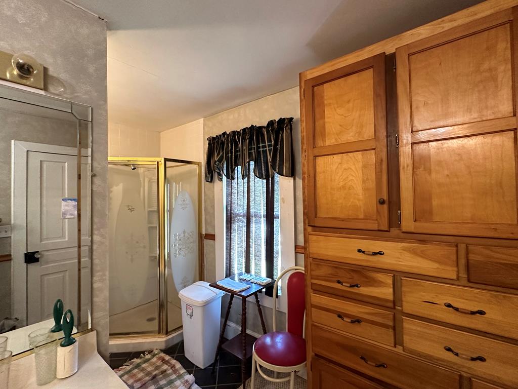 329 Armory Road Galax, VA 24333 - Photo 21 of 27 Gallery Image 21