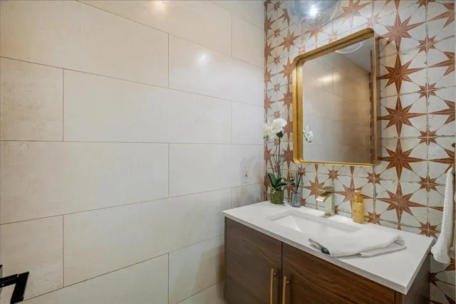 $18,950,000 | 20078 Goetting Court, Saratoga, CA 95070