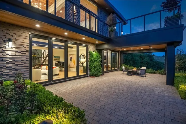 $18,950,000 | 20078 Goetting Court, Saratoga, CA 95070