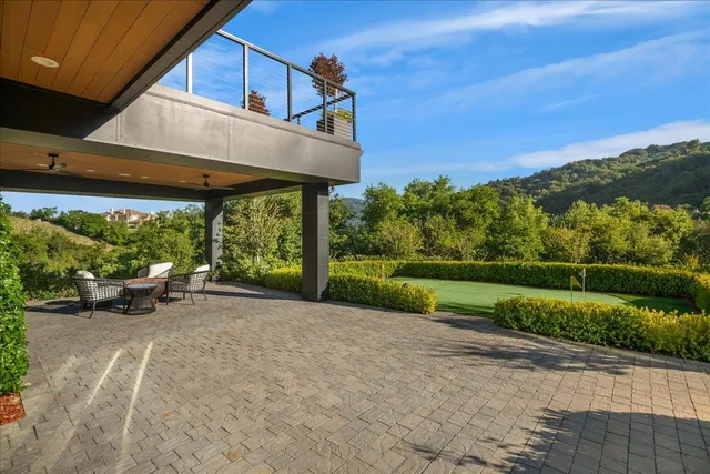 $18,950,000 | 20078 Goetting Court, Saratoga, CA 95070