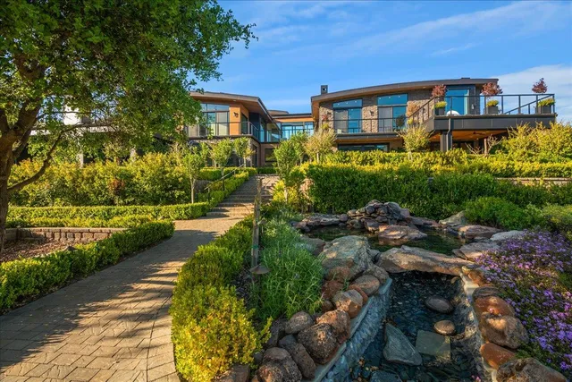 $18,950,000 | 20078 Goetting Court, Saratoga, CA 95070