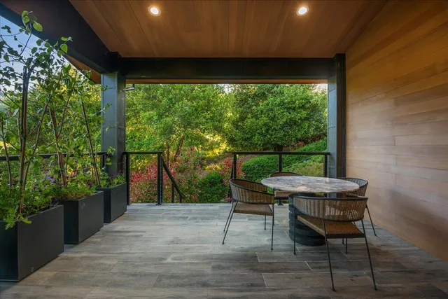 $18,950,000 | 20078 Goetting Court, Saratoga, CA 95070