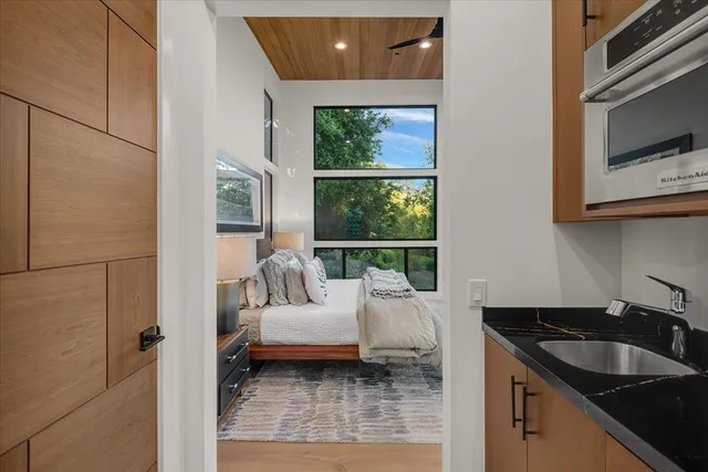 $18,950,000 | 20078 Goetting Court, Saratoga, CA 95070