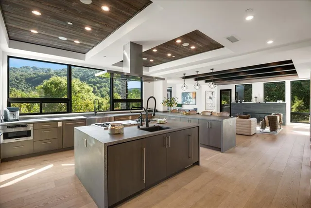 $18,950,000 | 20078 Goetting Court, Saratoga, CA 95070