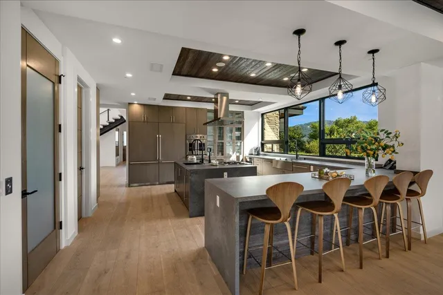 $18,950,000 | 20078 Goetting Court, Saratoga, CA 95070