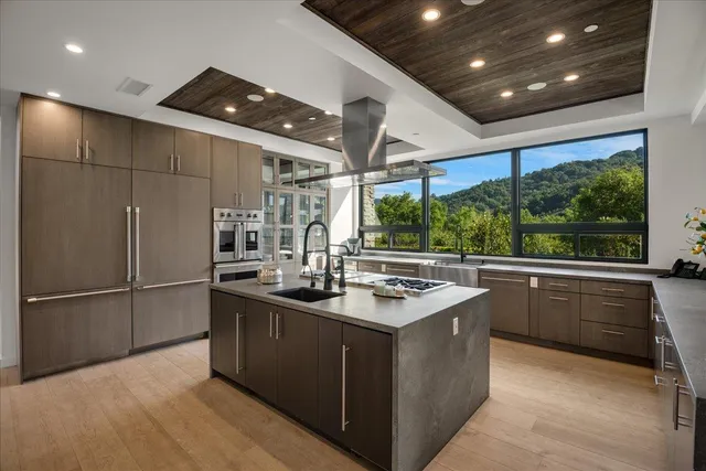 $18,950,000 | 20078 Goetting Court, Saratoga, CA 95070