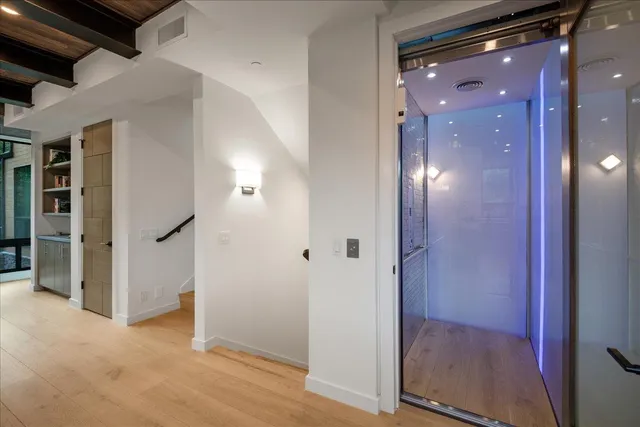 $18,950,000 | 20078 Goetting Court, Saratoga, CA 95070