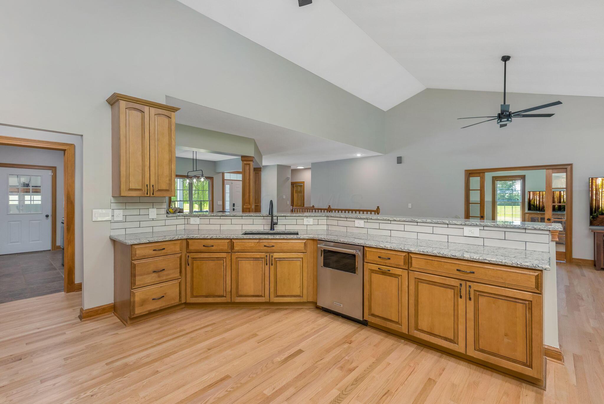 11925 Lockbourne Eastern Road Ashville, OH 43103 - Photo 22 of 106 22-web-or-mls-G02A3094