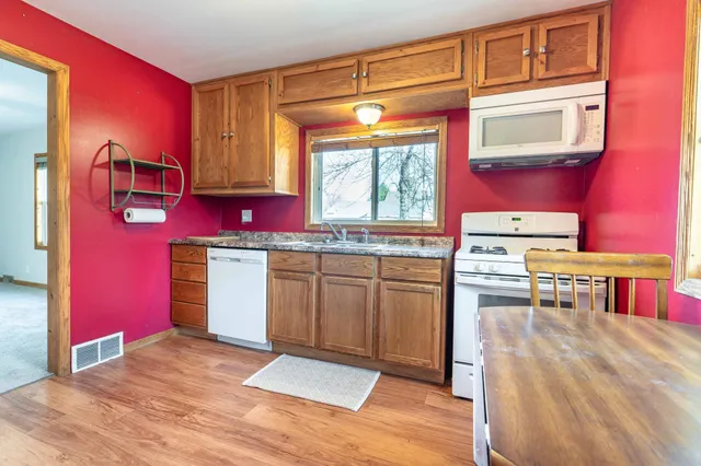 $155,000 | 1024 Stearns Street, Crookston, MN 56716