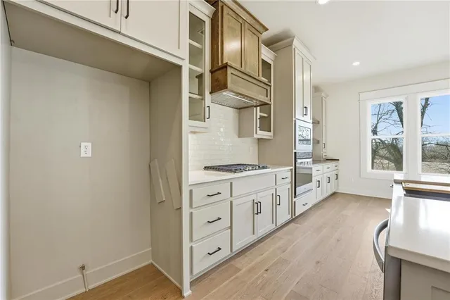 $675,000 | 2717 Southwest 12 Street, Lee's Summit, MO 64081