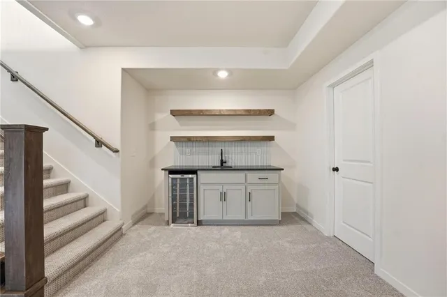 $675,000 | 2717 Southwest 12 Street, Lee's Summit, MO 64081