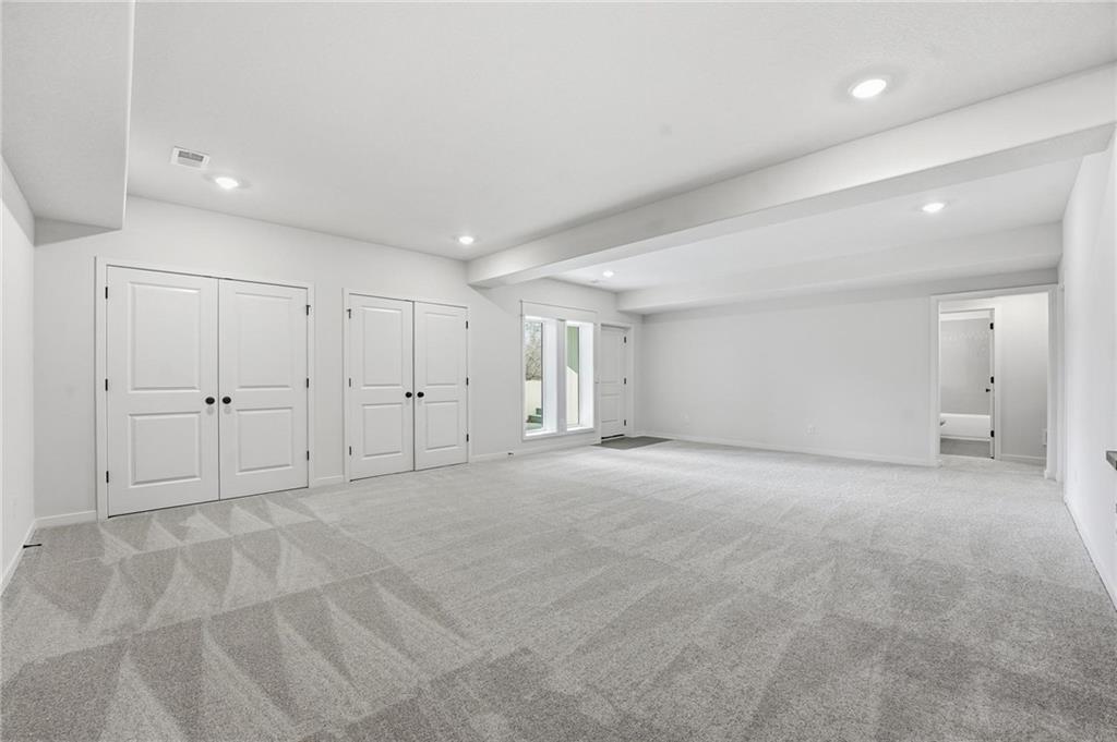 2717 Southwest 12 Street Lee's Summit, MO 64081 - Photo 28 of 49