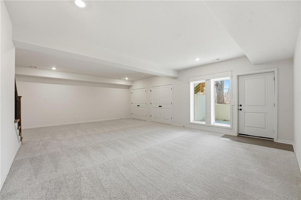 2717 Southwest 12 Street Lee's Summit, MO 64081 - Photo 31 of 49