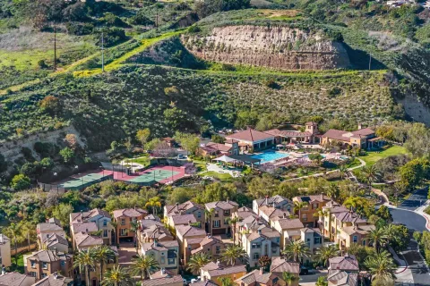 $1,145,000 | 9208 Piantino Way, San Diego, CA 92108