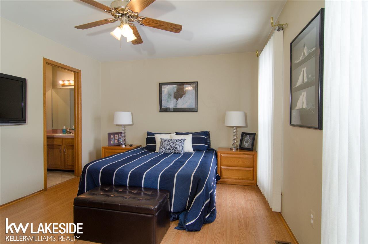 70462 Mellen Street Romeo, MI 48065 - Photo 10 of 28 31279408-9.JPG