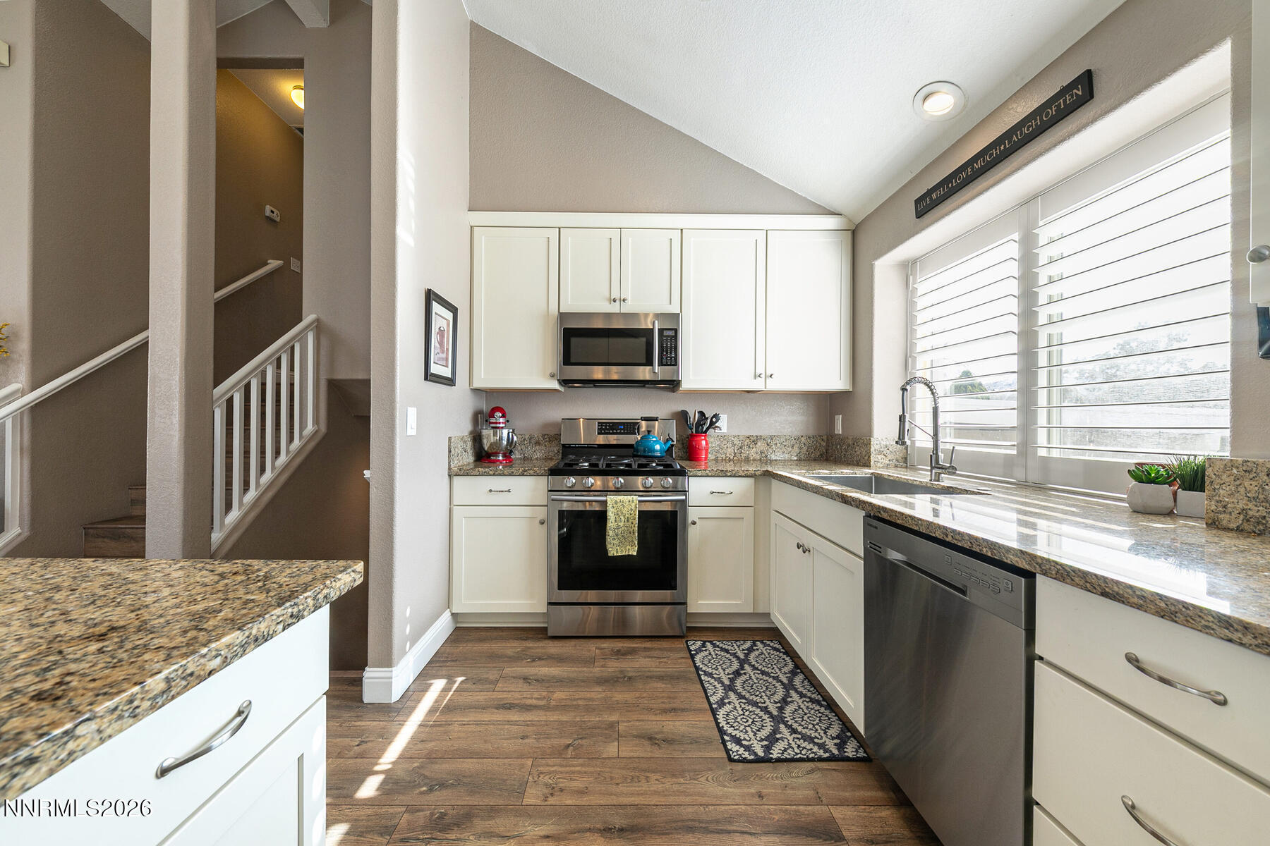 15175 Western Springs Drive Reno, NV 89521 - Photo 5 of 35 15175 Western Springs Dr Reno NV 89521 U