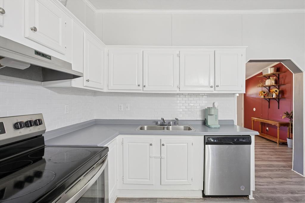 235 Wonder Drive Springtown, TX 76082 - Photo 16 of 36