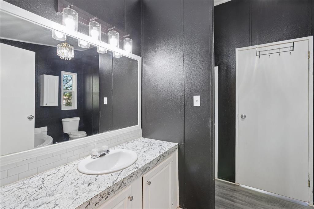 235 Wonder Drive Springtown, TX 76082 - Photo 24 of 36