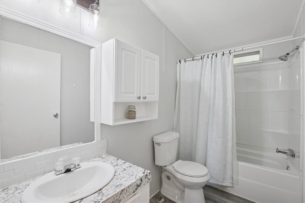 235 Wonder Drive Springtown, TX 76082 - Photo 30 of 36