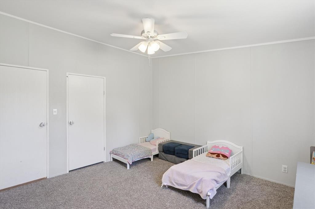 235 Wonder Drive Springtown, TX 76082 - Photo 31 of 36